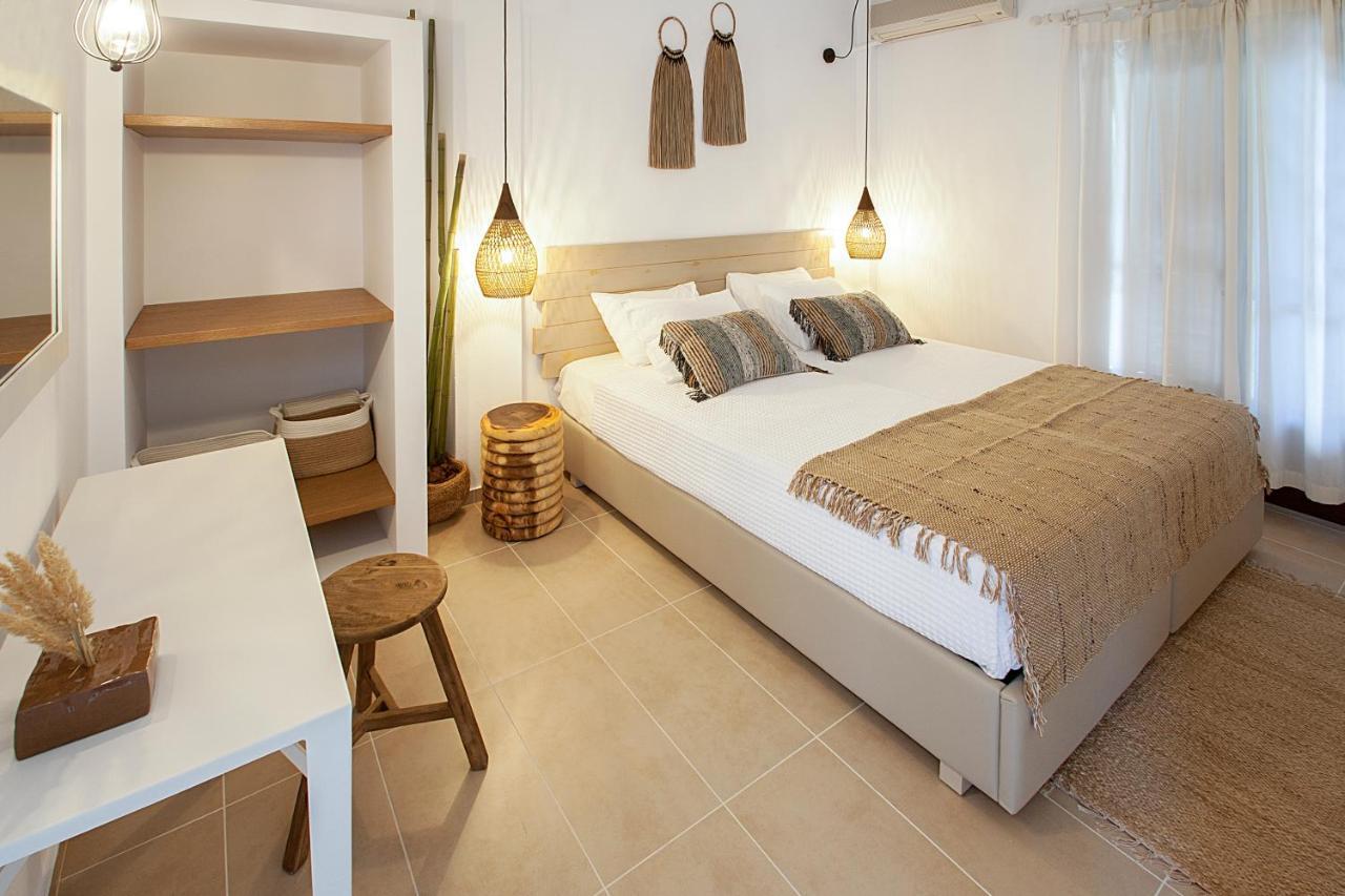 Paris Studios & Apartment Agia Paraskevi  Buitenkant foto