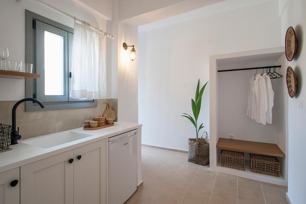 Paris Studios & Apartment Agia Paraskevi  Buitenkant foto