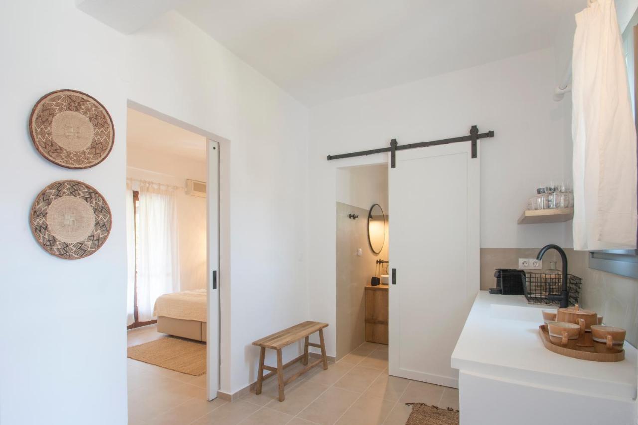 Paris Studios & Apartment Agia Paraskevi  Buitenkant foto