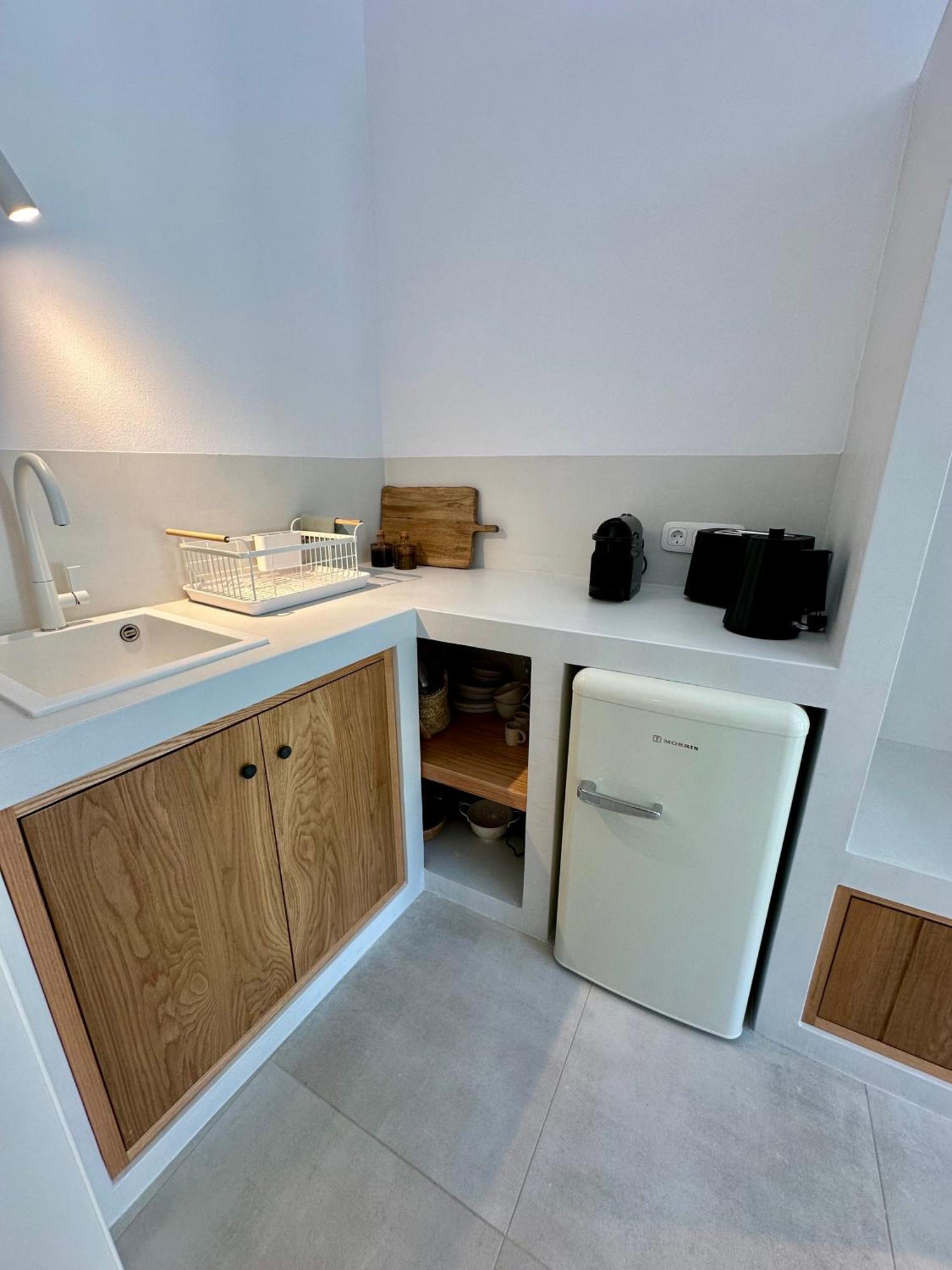 Paris Studios & Apartment Agia Paraskevi  Buitenkant foto