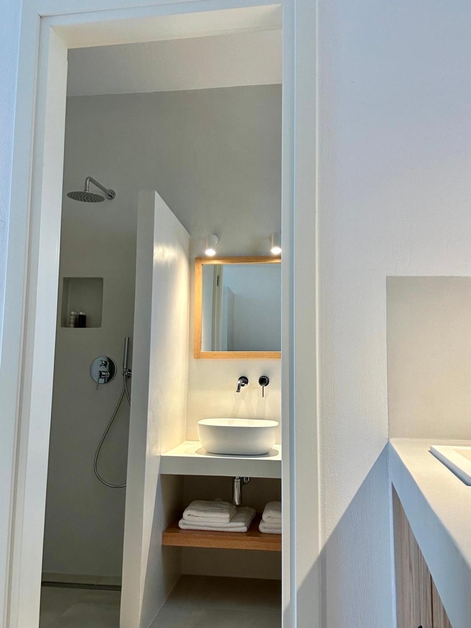 Paris Studios & Apartment Agia Paraskevi  Buitenkant foto